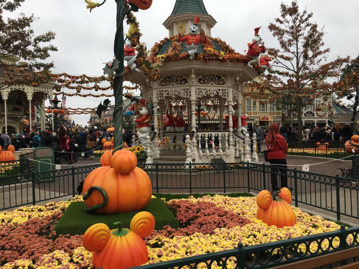 F&B'S Garden 10 Min Disneyland Paris Montry Exteriör bild