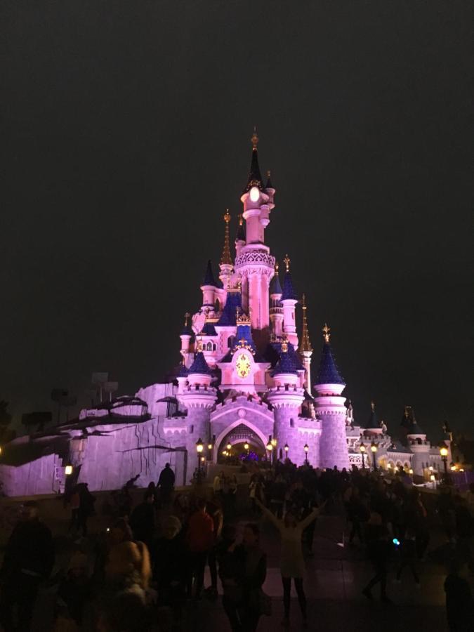 F&B'S Garden 10 Min Disneyland Paris Montry Exteriör bild
